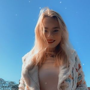 Meet your Posher, Alisha